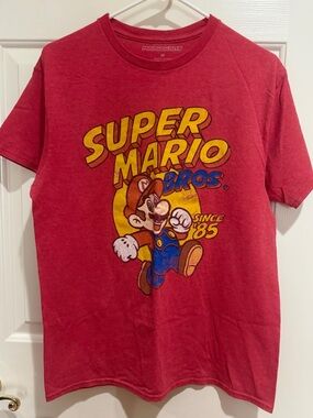 Nintendo Super Mario Bros. Graphic T-Shirt - Red